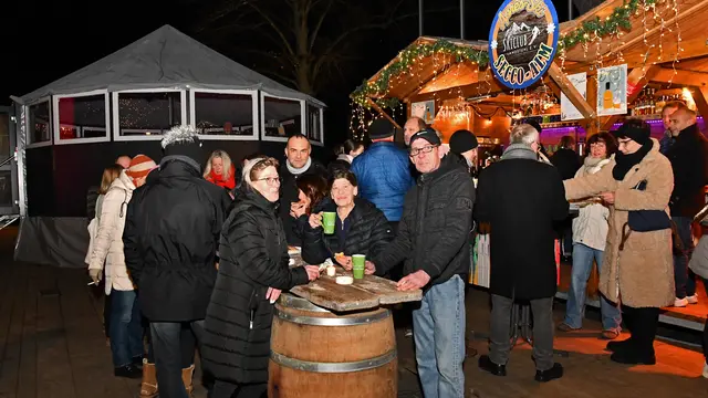 Archivbild vom Landstuhler Advent: Auch 2025 soll der Weihnachtsmarkt in Landstuhl ein Treffpunkt für die ganze Familie bleiben. | Foto: Erik Stegner