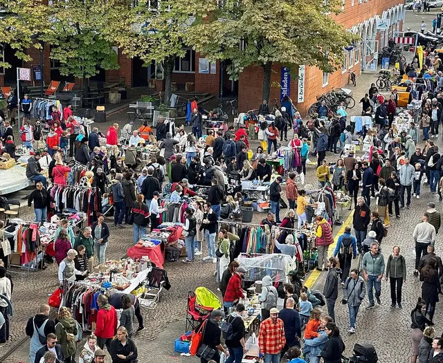 Der 3. Kronentrödel findet auf dem Kronenplatz statt | Foto: Karlsruher Fächer GmbH