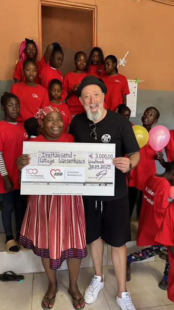 AWO Mannheim unterstützt ILATUYE-Waisenhaus in Windhoek/Katutura mit 3000 Euro Spendenübergabe  | Foto: Markus Sprengler
