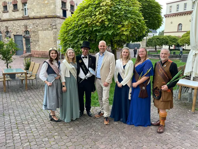 Hoheiten im Gespräch | Foto: KV-Abraham/gratis