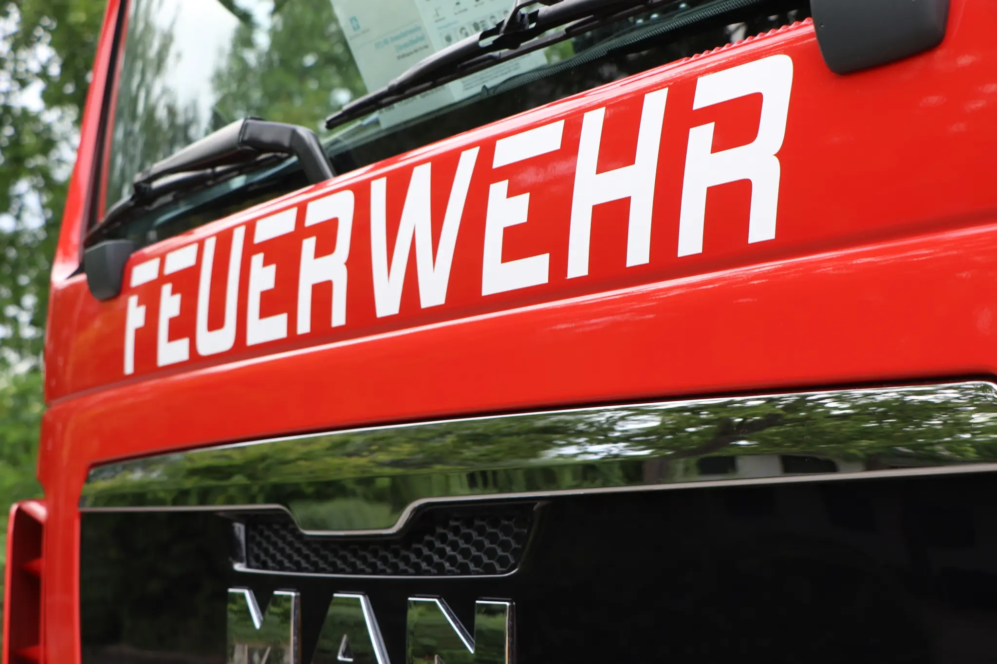 Saunabrand-im-W-rther-Gewerbegebiet