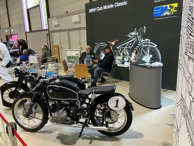 BMW - Rennmaschine | Foto: Lothar Mildebrath