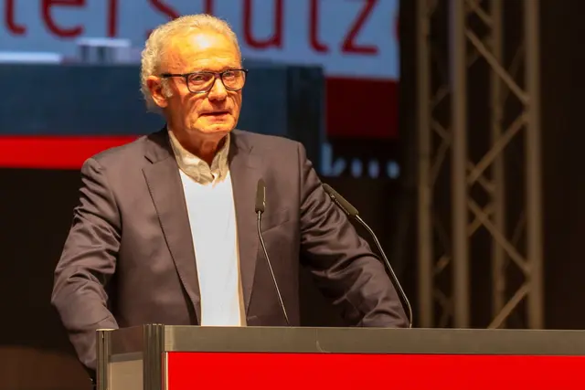 Seit 2022 ist Hans-Peter Briegel auch beim FCK wieder in Amt und Würden und inzwischen Mitglied des Verwaltungsrats | Foto: Jens Vollmer