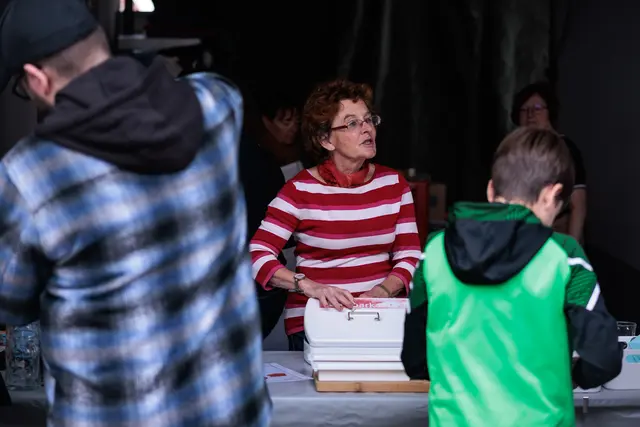 Danke an die vielen Helfer*innen, die die Kerwe in Hagenbach möglich machen | Foto: Paul Needham