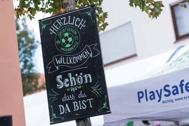 Herzliche willkommen zur Hagenbacher Kerwe | Foto: Paul Needham