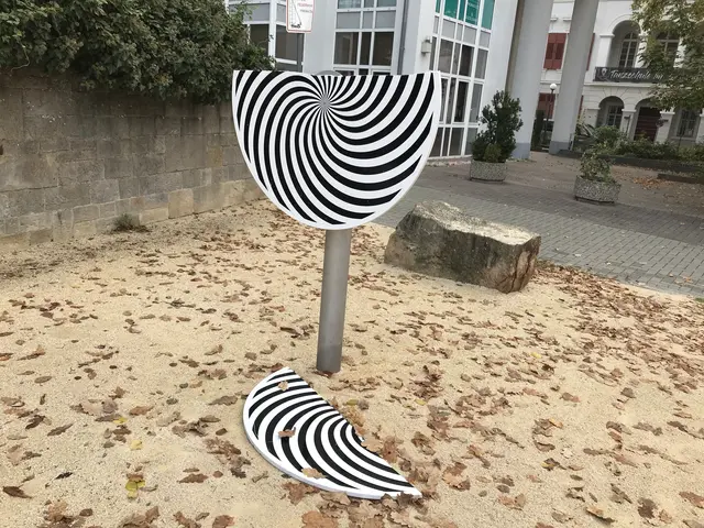 Die Vandalismusserie in Speyer geht weiter: Dieses Mal hat es die Drehscheibe in der Matthäus-Hotz-Straße getroffen. | Foto: Stadt Speyer