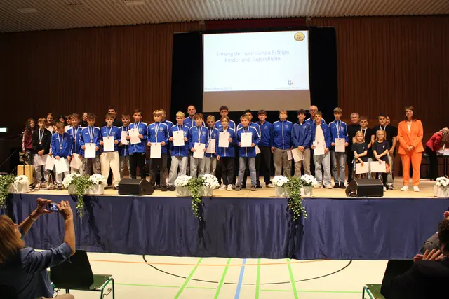 Ehrungsblock 1: Kinder und Jugendliche | Foto: Gemeinde