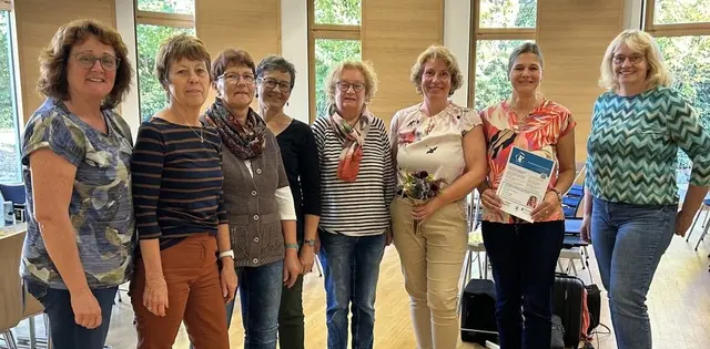 Das Damen-Team das macht mit OB Andrea Silvestri, zweite von re. | Foto: OG Feilbingert