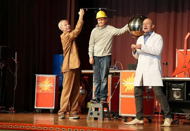 Der Menschenhubschrauber | Foto: KARS (pfa)