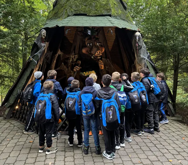 Foto: Anpfiff ins Leben