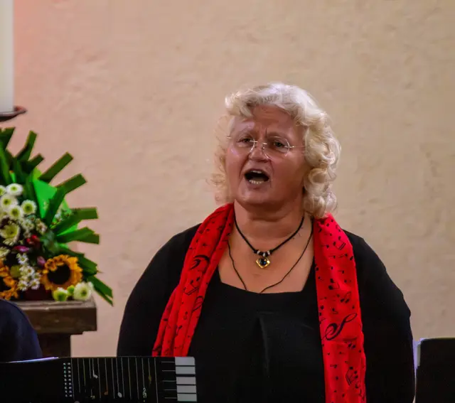 Sängerin Angelika Schneider  | Foto: Wolfgang Neuberth