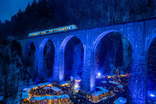 Weihnachtsmarkt in der Ravennaschlucht | Foto: © Hochschwarzwald Tourismus GmbH