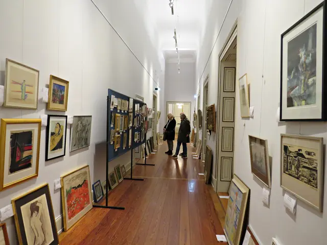 Rechts und links des Ganges Kunst | Foto: Brigitte Melder