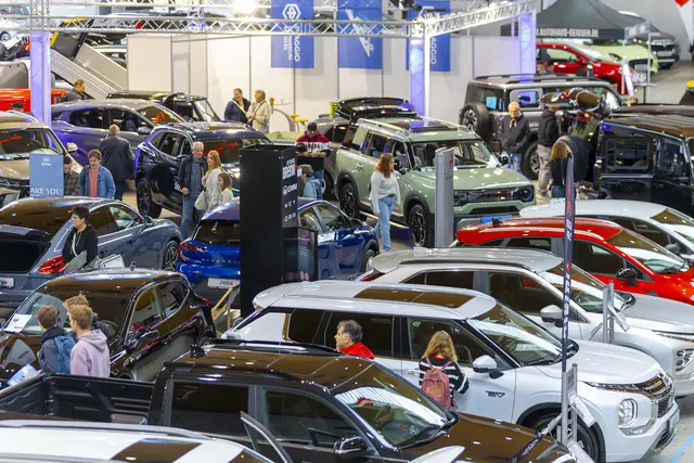Die Auto Arena feiert in Halle 2 ihr Comeback | Foto: Jürgen Rösner