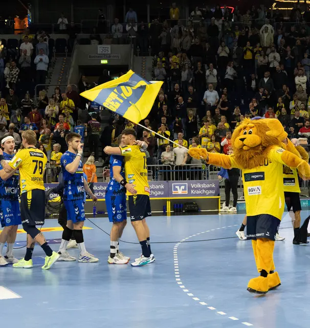 Gratulation ; So sehen Sieger aus | Foto: Wolfgang Neuberth