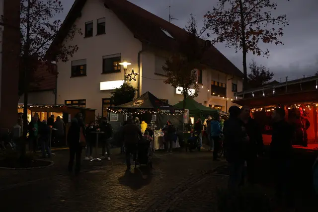 St. Michaelsmarkt eröffnet die Weihnachtsmarktsaison | Foto: Heike Schwitalla