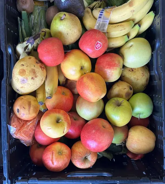 225 Engagierte retten kistenweise aussortierte Lebensmittel | Foto: Tanja Ruhl/Foodsharing