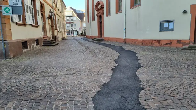 Nach Baumaßnahmen sieht es oft so aus im Altstadtring | Foto: Archiv www.jowapress.de