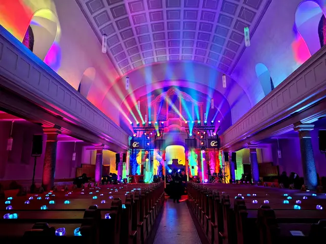 Alle fort, nur diese gigantischen Lichteffekte sind noch an | Foto: Brigitte Melder