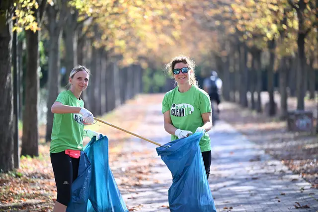 Vereine, Schulen, aktive Privatpersonen engagierten sich bei den Clean Ups im Stadtgebiet.  | Foto: Ben Pakalski