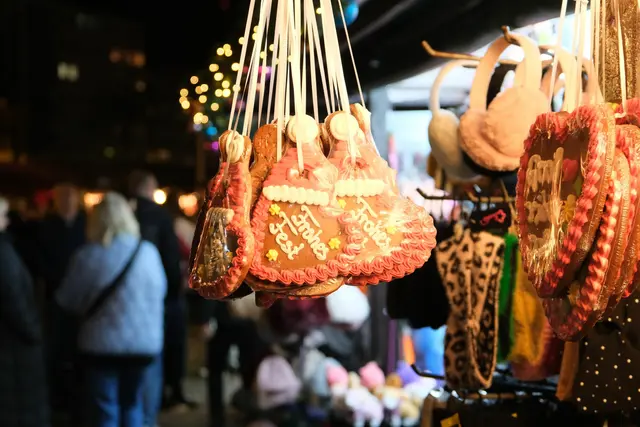 Verschiedene Stände laden zum Bummeln ein. | Foto: Jessica Bader