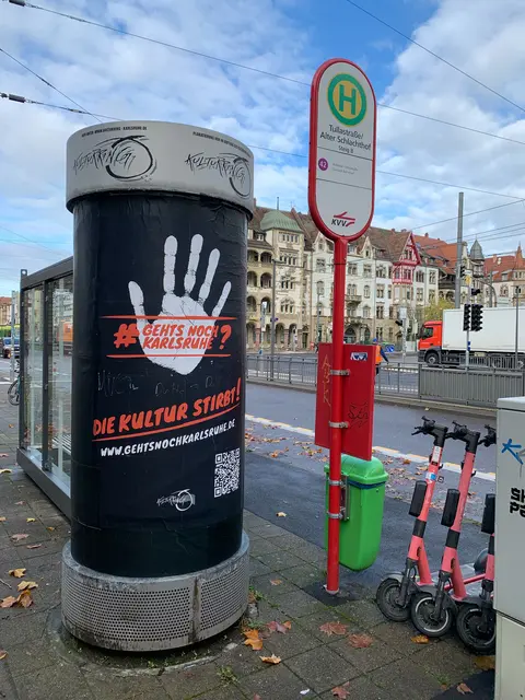 Keine aktuellen Hinweise auf kulturelle Events gibt es in dieser Woche auf den Karlsruher "Kultursäulen" | Foto: Kulturring