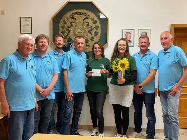 Förderverein der Kindertagesstätte Heßheim 2014 e.V. zu Gast im Vereinsheim des MGV Liederkranz Heßheim 1842 e.V. zur Spendenübergabe  | Foto: MGV Liederkranz Heßheim 