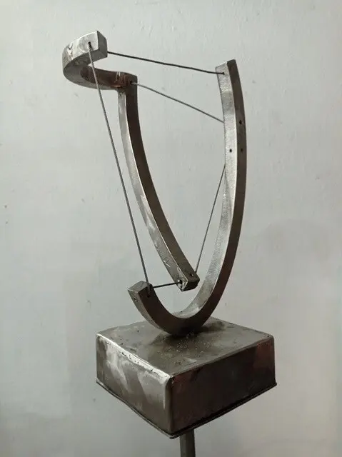 Matthias Will, Ellipsenteilung (Gefäß), 2024 | Foto: Matthias Will