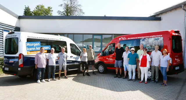 Erfolgreich durchgestartet: Der 17. September 2024 war der erste Fahrtag der beiden Bürgerbusse in der Verbandsgemeinde Nordpfälzer Land | Foto: Löffel/gratis