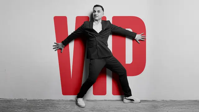 Özcan Cosar | Foto: BorisBreue/Artwork Pilaupictures