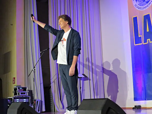 Moderator des Abends Boris Stijelja | Foto: Brigitte Melder