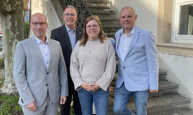 v.l.n.r.: Musikschulleiter Jan Epp, Bürgermeister Tobias Meyer, Sekretärin Kathrin Schlegel und Andreas Reichel | Foto: Gemeindeverwaltung Haßloch
