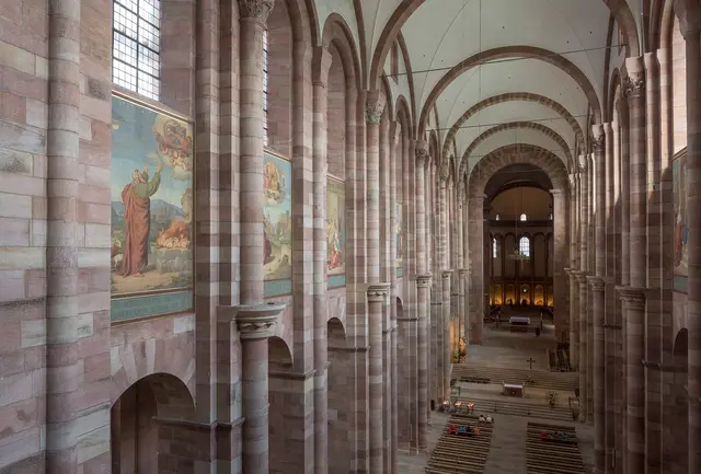 Die Fresken im Mittelschiff zeugen heute noch von der Gesamtausmalung des 19. Jahrhunderts | Foto: Domkapitel Speyer/Klaus Landry