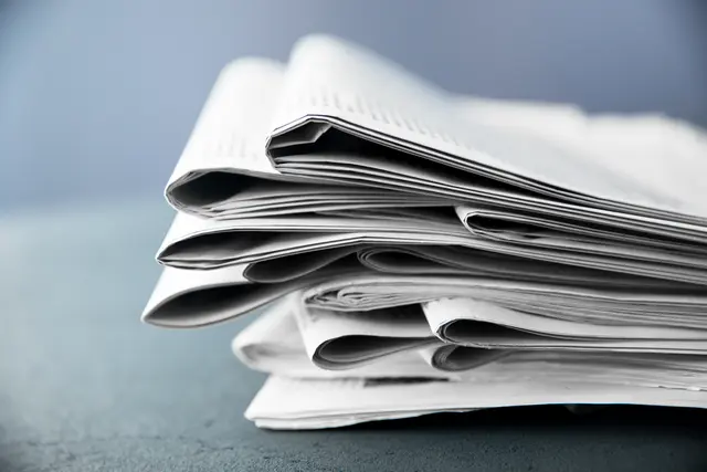 Ein 50-jähriger Mann hatte gegen 5 Uhr seinen VW Touran in Höhe der Hausnummer 2 abgestellt, um Zeitungen auszutragen | Foto: AdobeStock_273148129