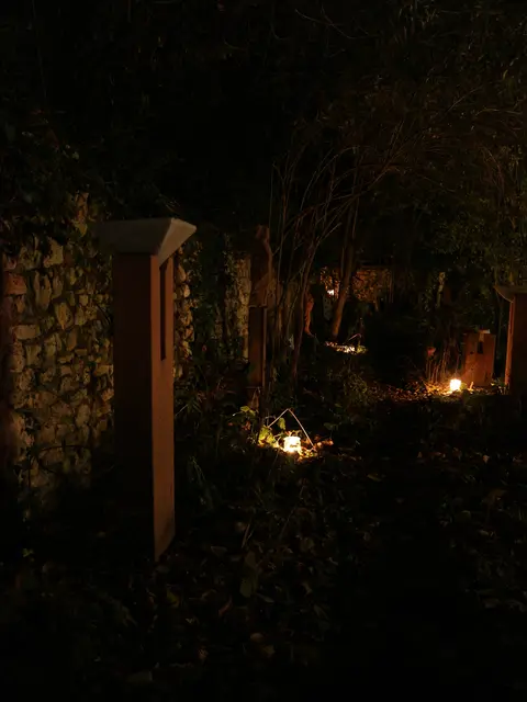 Skulptur im Lichterschein | Foto: Wolf Münninghoff