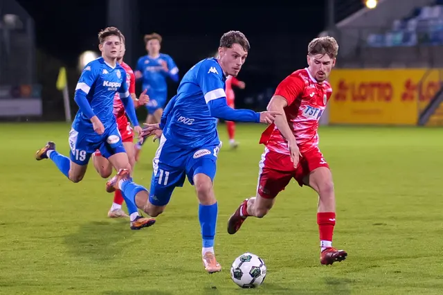 Marc Ehrhart (links) leitete mit viel Tempo den Angriff ein – in der zweiten Halbzeit traf er per Kopf zum 2:1. | Foto: Erik Stegner