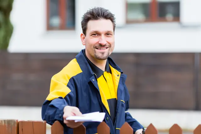 Sendungsverfolgung für Briefe: Der Status von Briefen ist mit Internetmarken oder durch Einschreiben nachzuverfolgen.  | Foto: Kzenon/stock.adobe.com