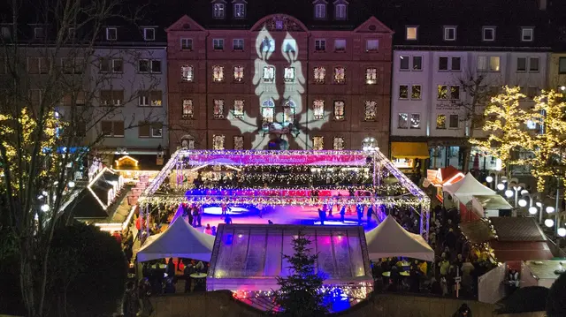 Weihnachtsmarkt Pirmasens: Der Schloßplatz in Pirmasens wird ab Mittwoch, 26. November 2025, erneut Kulisse für den Belznickelmarkt | Foto: Frank Schäfer