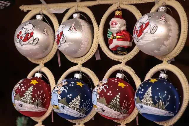 hübsches Kunsthandwerk vom Weihnachtsmarkt | Foto: Heike Schwitalla