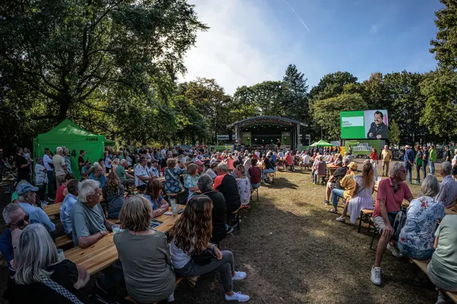 Wie zuletzt beim SWRFestival genießen die Wörtherinnen und Wörther ihren Bürgerpark gerne - wenn das Angebot stimmt | Foto: Paul Needham
