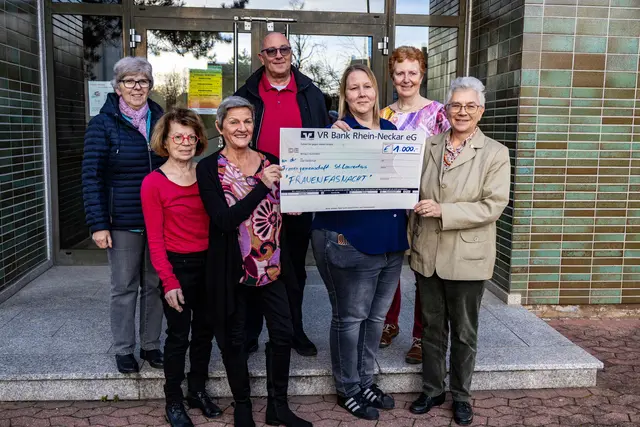 Scheckübergabe 2025 | Foto: Wolfgang Neuberth