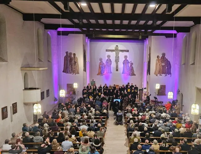 Der Chor | Foto: Beate Tilg