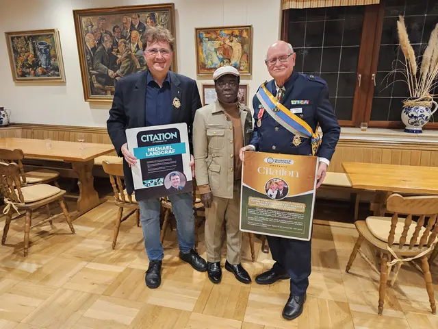 Michael Landgraf, König Bansah und Harald Schmidt (v.l.n.r.) | Foto: König Bansah Ghana Förderverein e.V.