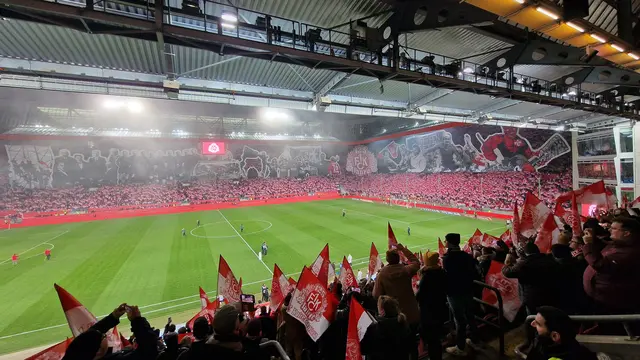 Die Polizei empfiehlt den FCK-Fans dringend, frühzeitig für das Heimspiel gegen Holstein Kiel anzureisen | Foto: Ralf Vester