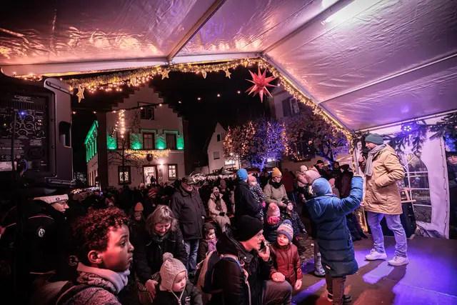 Der Sankt Michaelsmarkt in Hagenbach eröffnet die Saison der Weihnachtsmärkte in der Südpfalz | Foto: Paul Needham
