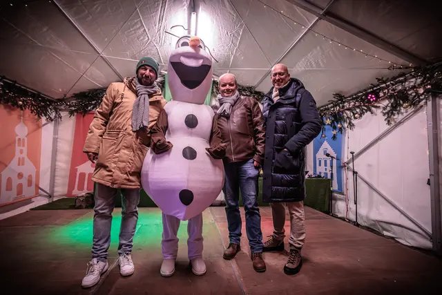 ein buntes Rahmenprogramm sorgt beim Hagenbacher Michaelsmarkt für beste Unterhaltung für die ganze Familie | Foto: Paul Needham