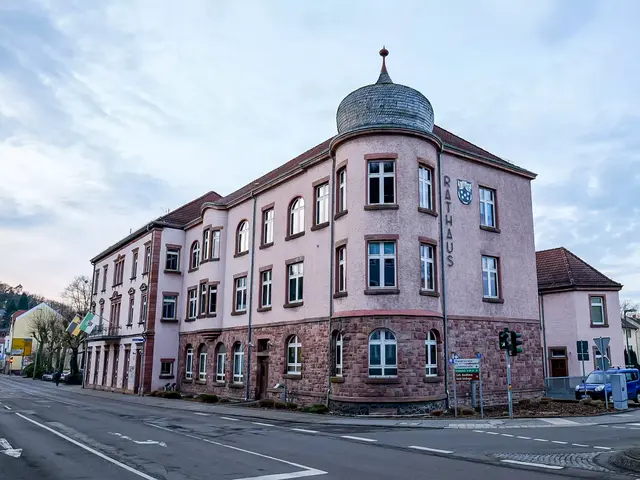 Das Landstuhler Rathaus: Sitz der Stadtverwaltung und zentraler Ort politischer Entscheidungen. | Foto: Foto: Stegner