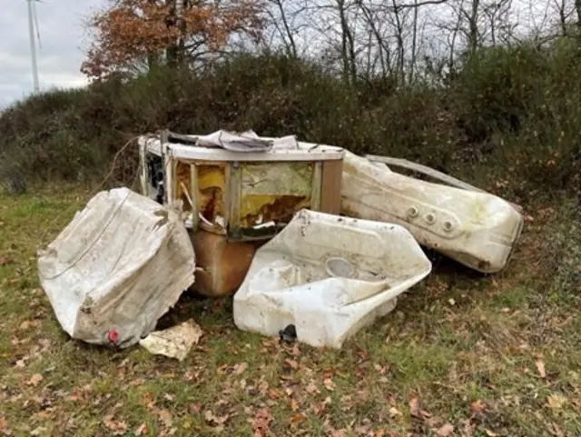 Illegal Müll entsorgt | Foto: Polizei