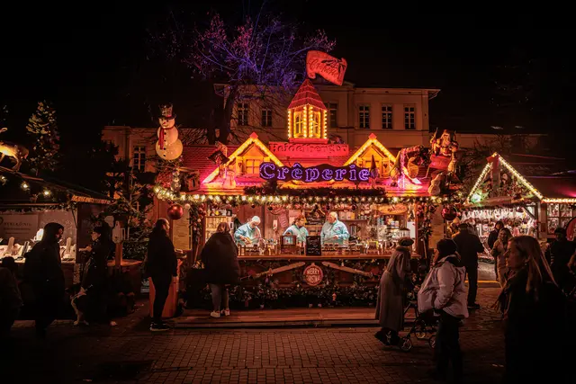Genießen, bummeln und einkaufen - so schön ist der Weihnachtsmarkt Heidelberg 2025 | Foto: Paul Needham