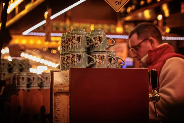 Genießen, bummeln und einkaufen - so schön ist der Weihnachtsmarkt Heidelberg 2025 | Foto: Paul Needham